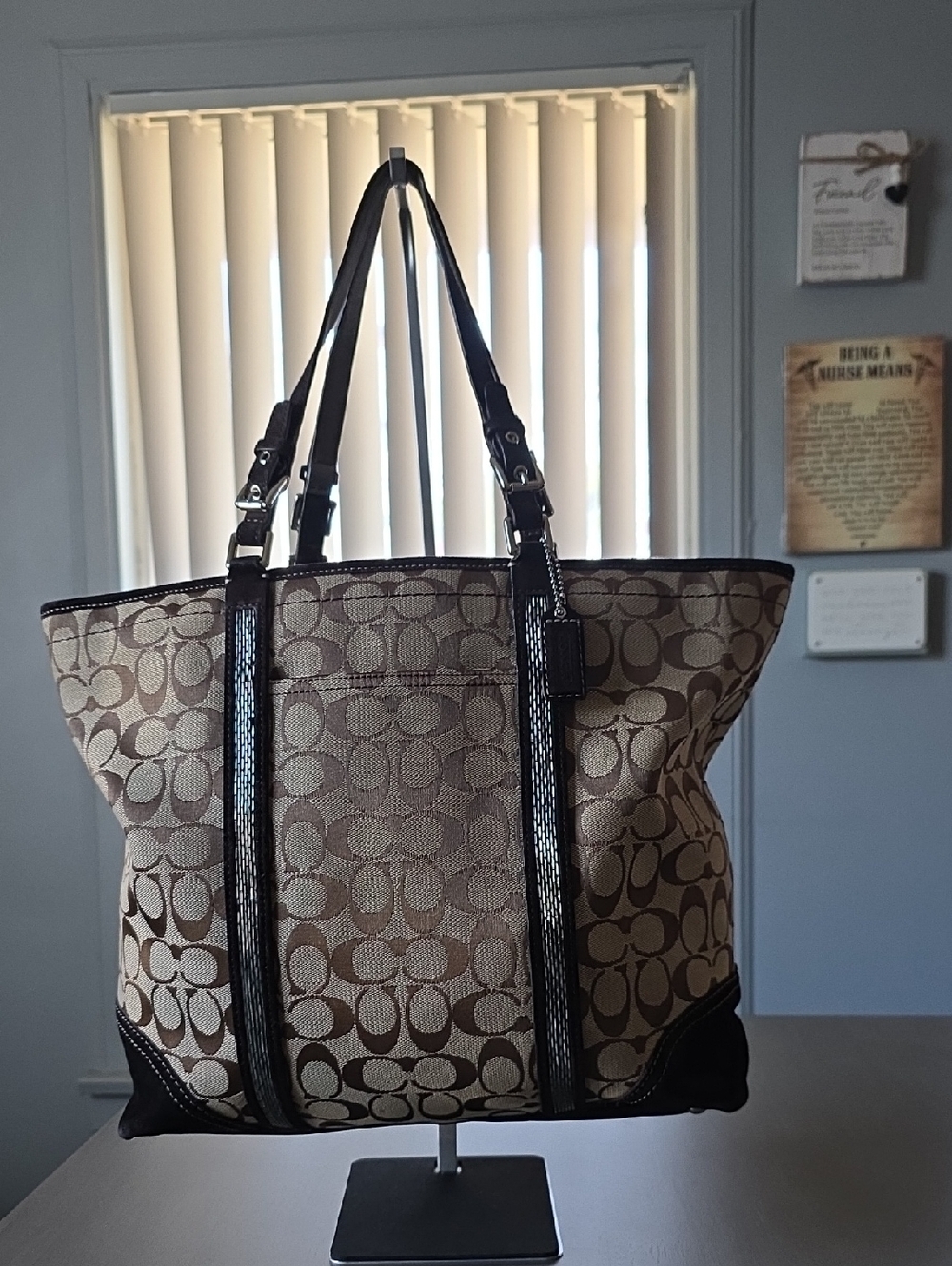 EUC Coach Signature Beaded Tote w/ Suede Corners